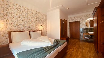 Hotel Krone Tirol