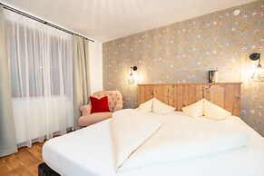 Hotel Krone Tirol