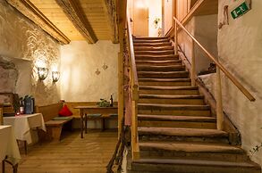 Hotel Krone Tirol