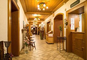 Hotel Krone Tirol
