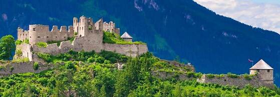 Hotel Krone Tirol