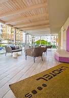 L'Hotel