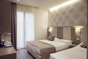 L'Hotel