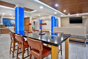 Holiday Inn Express & Suites Houston West - Katy by IHG