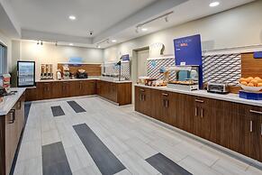 Holiday Inn Express & Suites Houston West - Katy by IHG