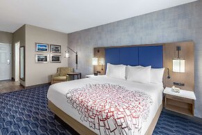 La Quinta Inn & Suites by Wyndham Houston Channelview