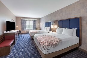 La Quinta Inn & Suites by Wyndham Houston Channelview