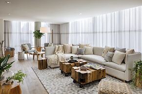 1 Hotel Toronto