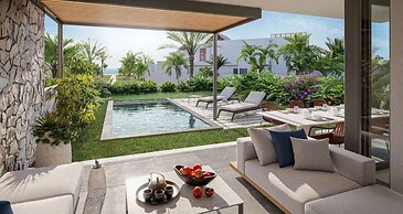 Maradiva Villas Resort & Spa