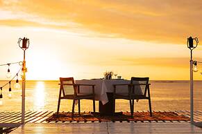 Maradiva Villas Resort & Spa