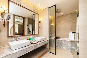 Maradiva Villas Resort & Spa