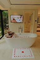 Maradiva Villas Resort & Spa