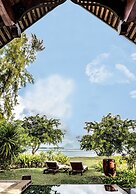 Maradiva Villas Resort & Spa