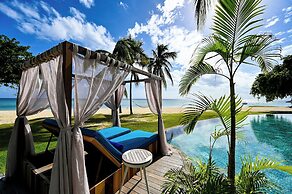 Maradiva Villas Resort & Spa