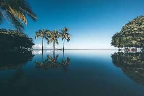 Maradiva Villas Resort & Spa