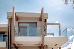 Pearl SeaBreeze Suites