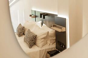 Pearl SeaBreeze Suites