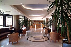 Pearl SeaBreeze Suites