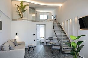 Pearl SeaBreeze Suites