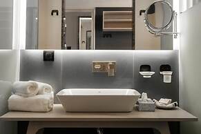 Pearl SeaBreeze Suites