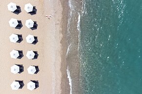 Pearl SeaBreeze Suites