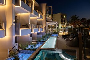 Pearl SeaBreeze Suites