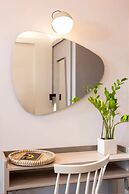 Pearl SeaBreeze Suites