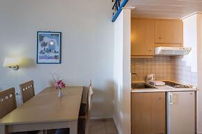 Pearl SeaBreeze Suites