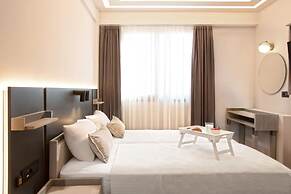 Pearl SeaBreeze Suites