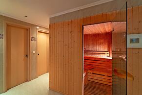 Kresten Royal Euphoria Resort