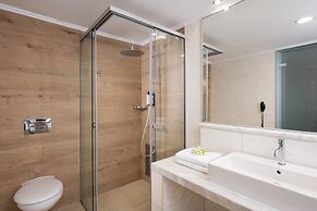 Kresten Royal Euphoria Resort