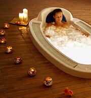 Kresten Royal Euphoria Resort