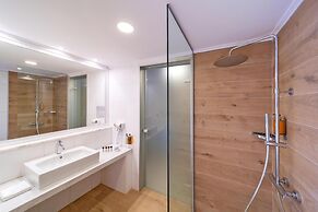 Kresten Royal Euphoria Resort