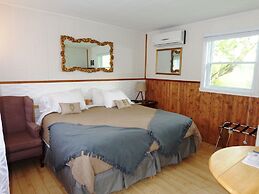 Motel Des Deux Lacs Inc