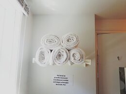 Motel Des Deux Lacs Inc