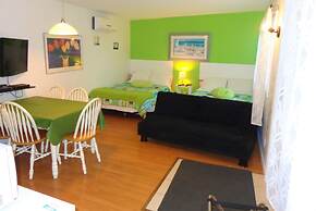 Motel Des Deux Lacs Inc