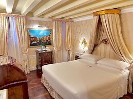 Hotel Canal Grande