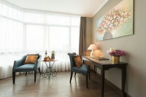 Siam Mandarina Bangkok Suvarnabhumi Airport Hotel (Free Shuttle)