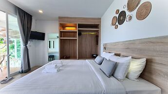 Moonlight Bay Resort