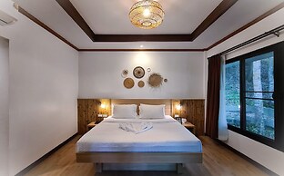 Moonlight Bay Resort