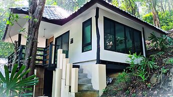 Moonlight Bay Resort