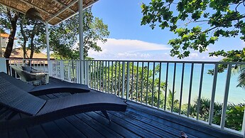 Moonlight Bay Resort