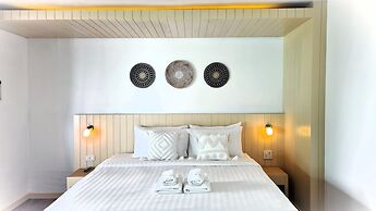 Moonlight Bay Resort