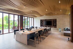 Idyllic Concept Resort