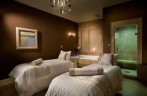 North Beach Resort & Villas