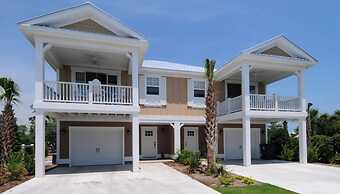 North Beach Resort & Villas