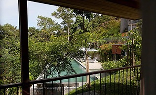 Belum Rainforest Resort