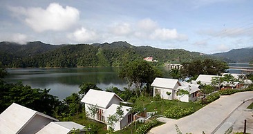 Belum Rainforest Resort