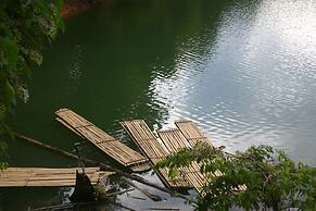 Belum Rainforest Resort