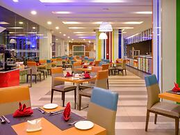 Mercure Penang Beach